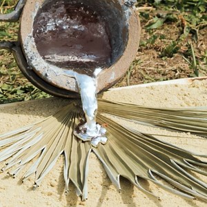 2.9M views · 6K reactions | Melt metal to make useful items! | 5-Minute Recycle | Facebook