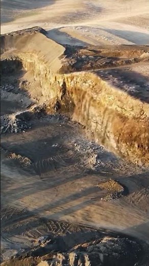 Controlled Rock Blasting in a Quarry: The Rock Liberation Process