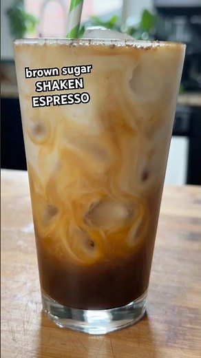 That brown sugar shake espresso is actually so easy to make 🙌