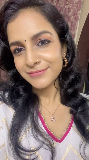 7.8K views · 621 reactions | Perks of dressing up for the shoot before time ( rare thing)!  #dressup #makeup #showready #happyvibes #indulekhawarrier #lifeofmusician | Indulekha Jayaraj | Facebook