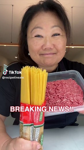 Authentic Spaghetti Bolognese Recipe for Dinner