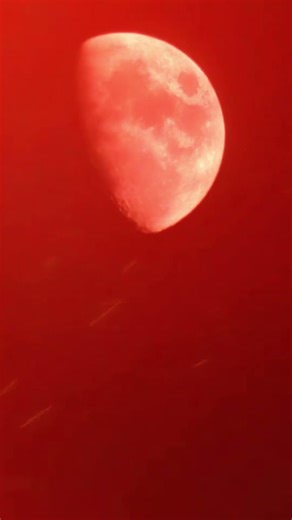 Moon at 100x Zoom | vivo X300 Pro Night Sky Berlin 2026 #berlin #berlintravelguide