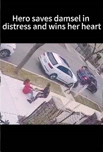 Hero saves damsel in distress and wins her heart.#truestory#RealCases #humanity #kindness#positivity