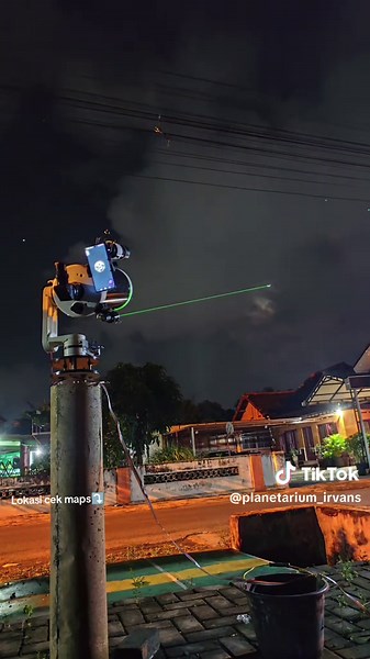 Melihat Planet Melalui Teleskop: Pengalaman Luar Angkasa