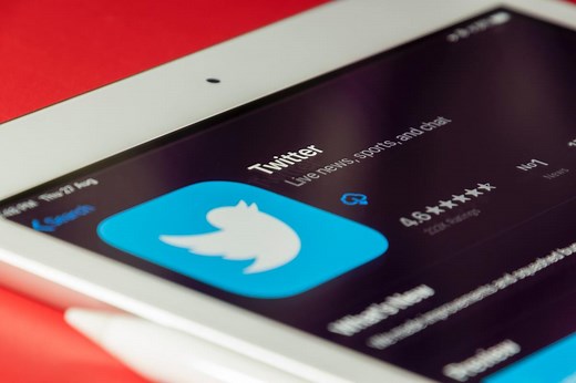 What Are Ticketed Spaces on Twitter and Should Creators Use Them?