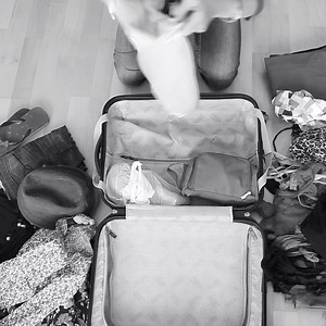 Você é daquelas organizadas, que planejam tudo na mala ou daquelas que deixam tudo para o último segundo? Só não pode deixar Hanes de fora, ok? | Hanes Brasil