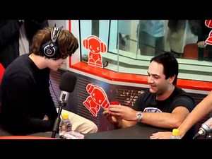 Harry Styles gets marriage proposal from all Aussie Directioners