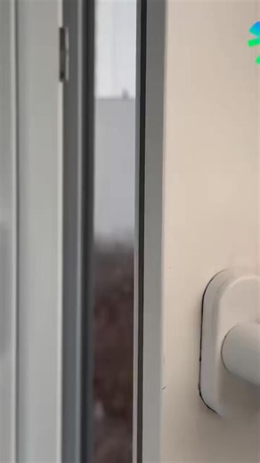 plastic window adjusting trick #window #plastic #diy #lifehack #tipsandtricks #fyp #foryou #reelsvideo | Smart Trick