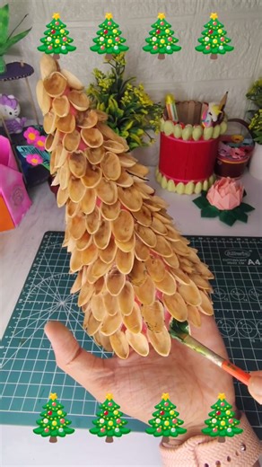 diy pista shell craft ideas#diy#christmas #craft #ideas #shorts