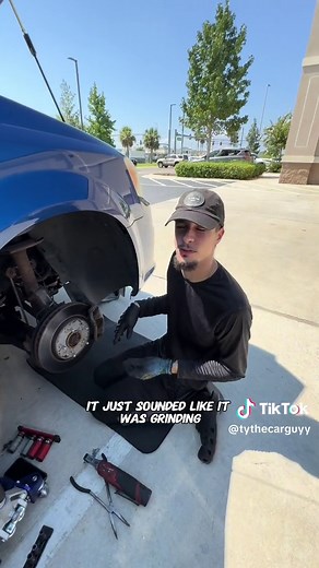 Dodge Grand Caravan - customer paid $275 for labor - belt tensioner, serpentine belt and idler pulley- vehicle service inquiry form link in bio *this is not a tutorial . . . #mobilemechanic #mechanic #fyp #orlando #carsoftiktok #carstok #howto #dodge #foryou #TikTokCreatorSearchInsightsIncentive #carsdaily #smallbusiness #kissimmee #cars