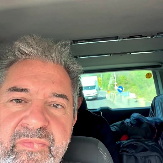 No ..hai sa vedem un catelus cu par cret prin toata tara..😂😂😂😂 | Varu Sandel