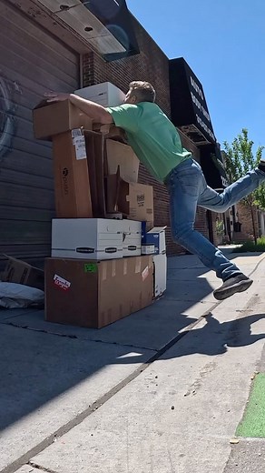 To request a FREE auto body estimate💲 1. Visit our website paulries.com (or click link in bio) 2. Scroll down to “Request an Estimate” 3. Choose which of the three stores you’d like to send your car to. 4. Follow the guided steps, and submit pictures of your vehicle’s damage! 🤳💥🚗 Chicago location! 🌆 📍2233 W Grand Ave, Chicago, IL (Paul Ries & Sons) Suburb locations! 🏘️ 📍639 Madison St, Oak Park, IL (Stelton Motors) 📍20 W Naperville Rd, Westmont, IL (Kubis Autobody) Or call (312) 637-674