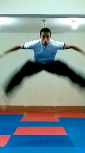 175K views · 1.7K reactions | Throwback: Most consecutive split jumps - 40 by Mahmoud Mohamed Ayuob  | Guinness World Records | Facebook