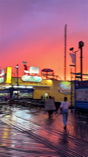 Coney Island Sunset: So Pretty Views at Dusk