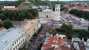 15K views · 192 reactions | A look back at last Friday, when everyone in #Vilnius came together to celebrate Lithuania's State Day! ❣️❣️❣️ | Go Vilnius | Facebook