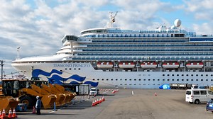 Coronavirus cruise ship Brits to be evacuated to UK and put in quarantine | LBC