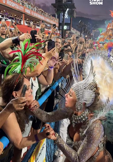 Paolla Oliveira e Susana Vieira no Desfile da Grande Rio