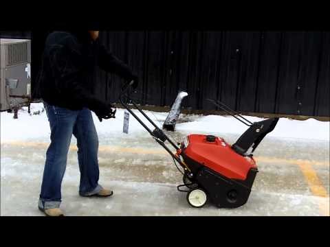 Honda HS520 Snowblower Video