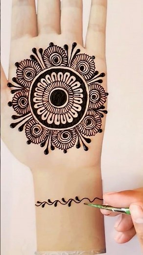Easy circle Mehndi Design || Easy mehndi tutorial #shorts #mehndi