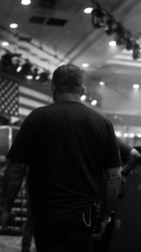 Missouri — who’s in the mood for some country ballads tonight? 🎙️ | Aaron Lewis