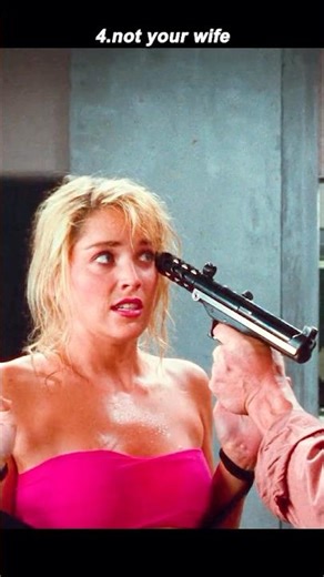 "I'm Not Who You Think I Am" | The Shocking Identity Crisis in Total Recall (1990) 🔥