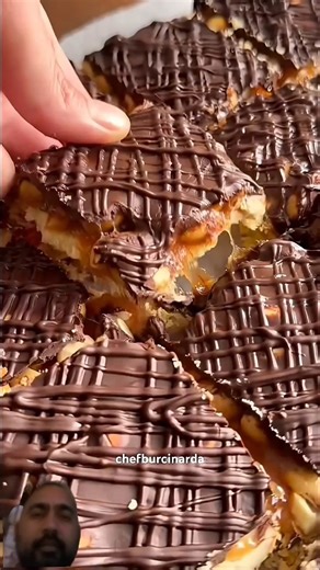 Μπαρες με φυστίκι αράπικο και σοκολάτα.πανευκολη και νόστιμη