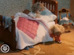 Баба Яга и Домовенок Кузя: Экономия или морда протокольная?