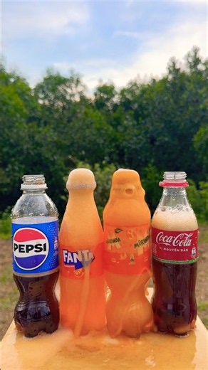 Pepsi, Fanta, Mirinda, Coca Cola vs Mentos #shorts #pepsi #fanta #mirinda #cocacola #mentos