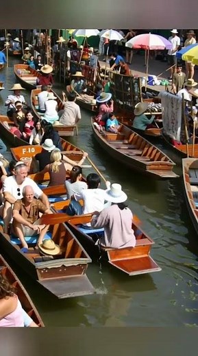 This Floating Market in Bangkok Feels Unreal 😳 bangkok floating market, damnoen floating market
