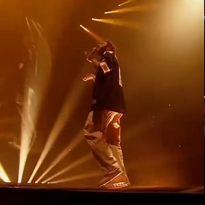 256K views · 10K reactions | Post Malone | 퐌퐮́퐬퐢퐜퐚 퐋퐢퐛퐫퐞: 퐌퐌퐈퐈퐈 | Facebook