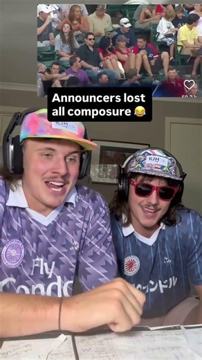 Does this remind you of any “happy couples” 😂 Tag ‘em