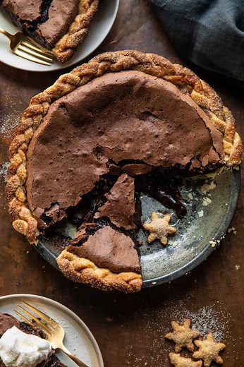 Molten Chocolate Crackle Pie.