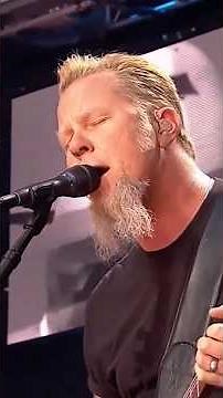 Metallica sing their dynamic song Nothing Else Matters in 2007