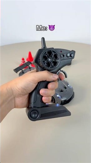 Tag your girlfriend so she can gift it to you 🎁 My girlfriend: "I don't know what to get you" 🙄