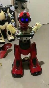 Robosapien V2 getting fixed