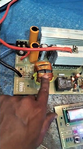 70a mppt hybrid charge controller price.