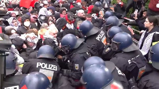 Propalästinensische Demonstration in Berlin: Schwerverletzter Polizist und mehr als 30 Festnahmen