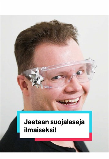 HAE ILMAISET SUOJALASIT 👇🏻 Me halutaan varmistaa, että sun silmiin ei mee raketin roskia, ja että meidän silmälääkärit saa keskittyä lomailuun rauhassa 😁 Hae suojalasit optikkoliike Silmien Optiikasta! 📅 29.12. - 30.12.2025 🕑 klo 9.30 - 17.00 📍Kirkkokatu 23 - 25, 90100 Oulu #oulu #fyp #fireworks #suomitiktok #lääkäri