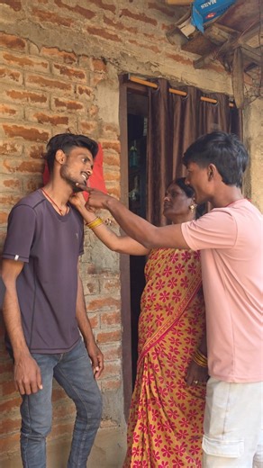 भाई को फसा दिया 🤣#maabetacomedy #funny #comedy #paisa #shortsfeed