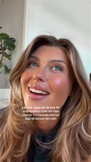 Heatless Curls for Days with Borsta Spraya