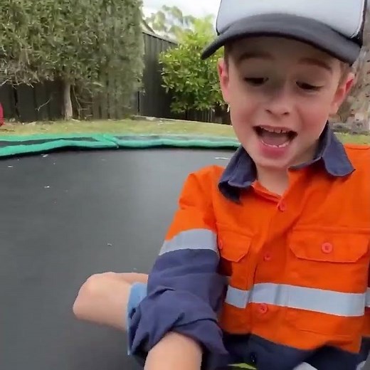 Lawn Mower Toys for toddlers | new yard work tool set for kids | dad leaf blower | min min playtime