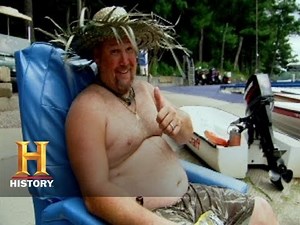 Only In America with Larry the Cable Guy - Larry Goes Waterskiing | History