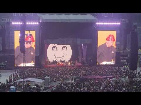 Devo - Whip It - LIVE at Soldier Field - Chicago, IL - 8/29/25