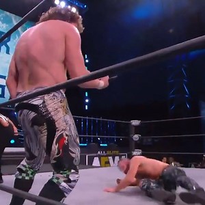 This match was wild from start to finish 👀 Did you catch this moment on #AEWDynamite? Watch more on the TNT Drama app. | AEW on TV