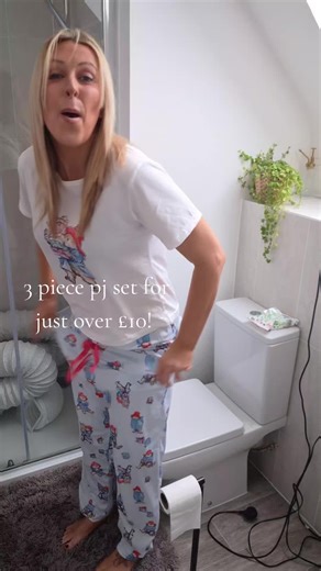 The savings are insane on this 3 piece pj set! super soft and stretchy and true to size #tiktokmademebuyit #womenspjs #pjs #pyjamas