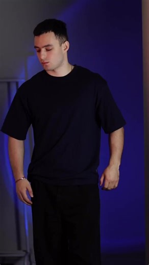 #handsome #handsomeman #musculine #musculineman #muscle #muscleman #fresh #freshman #sixpack #sixpackman