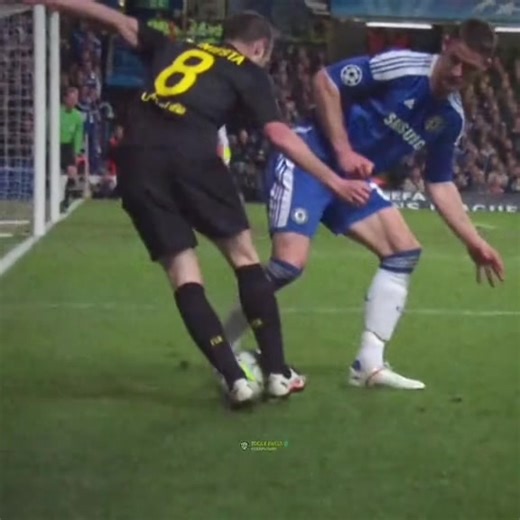 The Art of Midfield Mastery with Iniesta's Touch