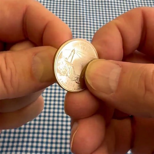 Maine State Quarter Lapel Pin 🪙 Lighthouse Coin Jewelry | Unique Gift