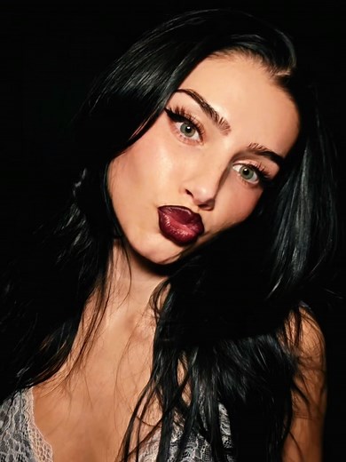 megan conley 🪤 (@megan_conleyy)’s videos with som original - ary