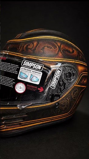 Custom painted SIMPSON motorcycle helmet ￼